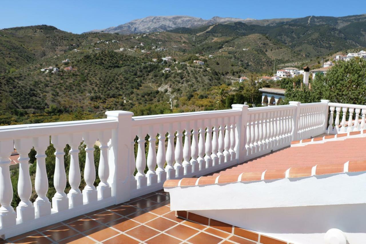 Casa Los Almendros Canillas de Albaida Zewnętrze zdjęcie