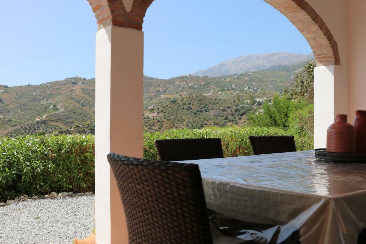 Casa Los Almendros Canillas de Albaida Zewnętrze zdjęcie